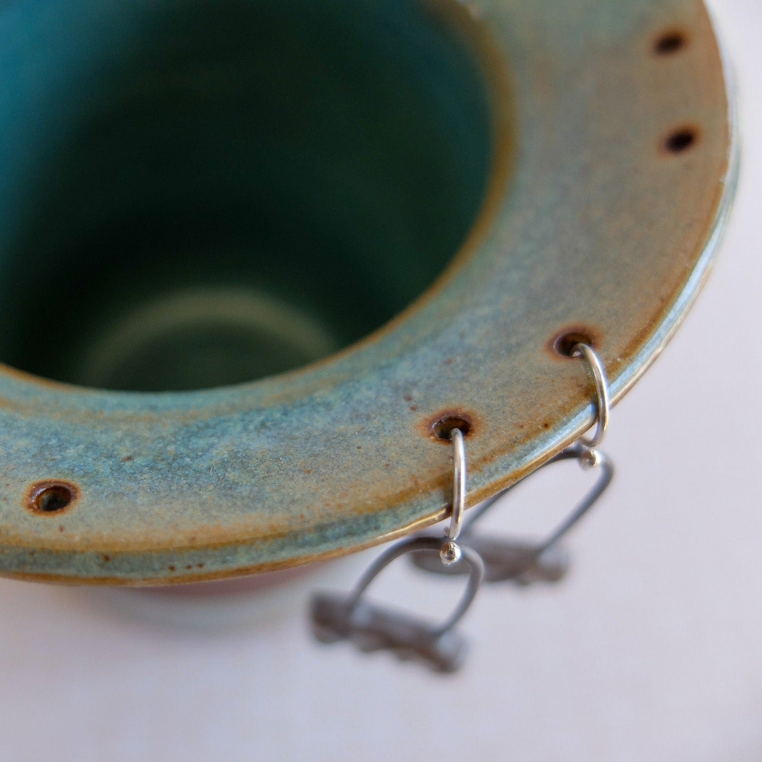 Ceramic Earrings Display Pot